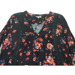 Belle‎ du Jour Black Floral Long Sleeve Blouse Crochet Details CottageCore Sz S